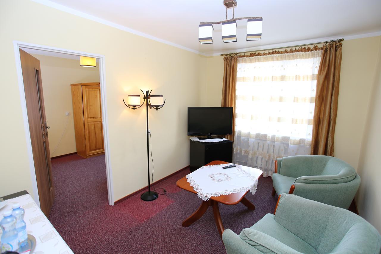 Hotel Kakadu Konin  Luaran gambar
